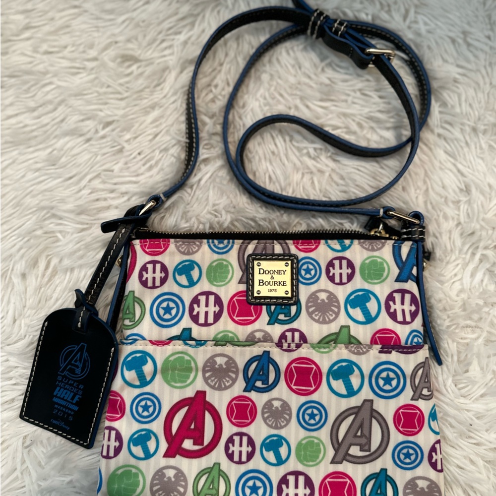 Dooney & Bourke 2015 Super Heroes Half Marathon Weekend Marvel crossbody